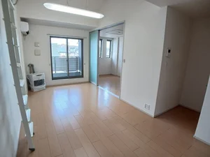 のマンスリーマンション・ウィークリーマンション「メゾンド　ファミーユⅡ 202・洋室(No.1242716)」メイン画像