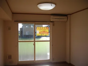 のマンスリーマンション・ウィークリーマンション「レーベンⅡ 102・洋室(No.1243009)」メイン画像