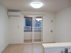 のマンスリーマンション・ウィークリーマンション「サンシャイン・ホップ　Ⅱ 205・洋室(No.1243063)」メイン画像