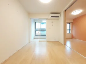 のマンスリーマンション・ウィークリーマンション「エトワール八尾 202・洋室(No.1243072)」メイン画像