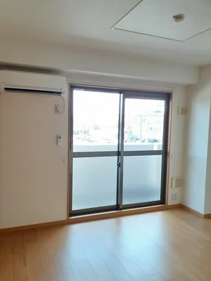 のマンスリーマンション・ウィークリーマンション「オビー・ビュー 303・洋室(No.1243121)」メイン画像