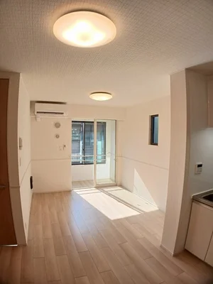 のマンスリーマンション・ウィークリーマンション「アルマンド 101・洋室(No.1243139)」メイン画像