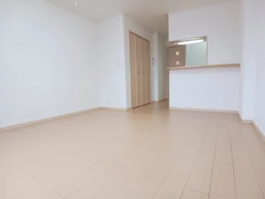 のマンスリーマンション・ウィークリーマンション「ワイズ　コンブリオⅤ 101・洋室(No.1243169)」メイン画像