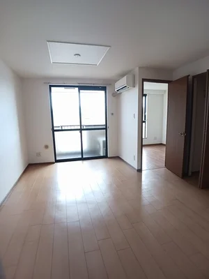 のマンスリーマンション・ウィークリーマンション「ライラックⅡ 205・洋室(No.1243246)」メイン画像