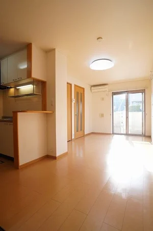 のマンスリーマンション・ウィークリーマンション「プロムナードＲ 101・洋室(No.1243441)」メイン画像