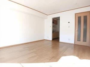 のマンスリーマンション・ウィークリーマンション「エテルノ　Ｉ 202・洋室(No.1243598)」メイン画像