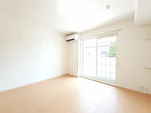 のマンスリーマンション・ウィークリーマンション「イーストピース 104・洋室(No.1243608)」メイン画像