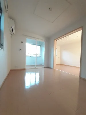 のマンスリーマンション・ウィークリーマンション「ＳＵＮＲＩＳＥ四十田Ｂ 201・洋室(No.1243692)」メイン画像