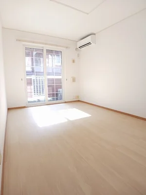 臼杵市医師会立コスモス病院周辺のマンスリーマンション・ウィークリーマンション「アンフィニーＦＵＫＵＲＡ　Ⅱ 102・洋室(No.1243768)」メイン画像