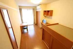 のマンスリーマンション・ウィークリーマンション「レオパレス八風 208(No.1243977)」メイン画像