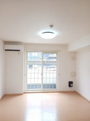 のマンスリーマンション・ウィークリーマンション「エル・アルバ 103・洋室(No.1244295)」メイン画像