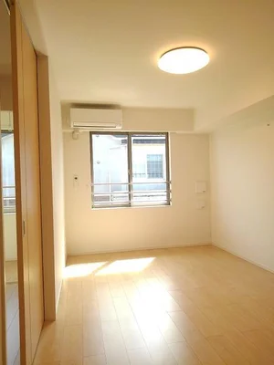 のマンスリーマンション・ウィークリーマンション「フェアリーフィールズ　Ⅱ 204・洋室(No.1244367)」メイン画像