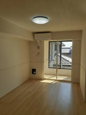 のマンスリーマンション・ウィークリーマンション「ヴァナ・ディール 102・洋室(No.1244479)」メイン画像