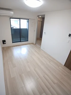 のマンスリーマンション・ウィークリーマンション「Ｍ－ＳＱＵＡＲＥ 202・洋室(No.1244504)」メイン画像