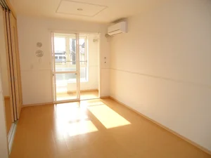 鳥取赤十字病院周辺のマンスリーマンション・ウィークリーマンション「Ｒｉａｎ 201・洋室(No.1244604)」メイン画像