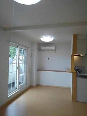 のマンスリーマンション・ウィークリーマンション「ジーラ・ソーレ　Ⅱ 201・洋室(No.1244672)」メイン画像