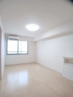 のマンスリーマンション・ウィークリーマンション「キュート　サウス 302・洋室(No.1244678)」メイン画像