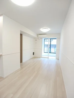 広島市のマンスリーマンション・ウィークリーマンション「フルールドゥボヌールアオイ 102・洋室(No.1244690)」メイン画像