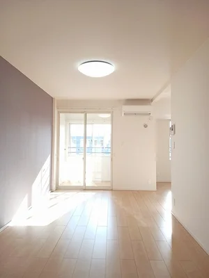 のマンスリーマンション・ウィークリーマンション「シャロームＣ　Ⅱ 202・洋室(No.1244740)」メイン画像