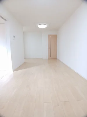 のマンスリーマンション・ウィークリーマンション「ＡＵＲＥＡ 102・洋室(No.1244898)」メイン画像