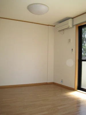 三重県の大東建託リーシング株式会社のマンスリーマンション・ウィークリーマンション「グリーンヒルズＢ棟 102・洋室(No.1244912)」メイン画像