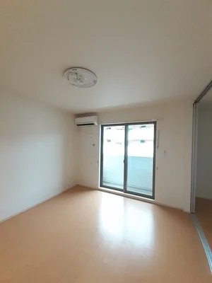 三本松口駅（鳥取県）のマンスリーマンション・ウィークリーマンション「ラルーチェ 102・洋室(No.1244946)」メイン画像