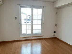 のマンスリーマンション・ウィークリーマンション「ペルル　Ⅲ 201・洋室(No.1245015)」メイン画像