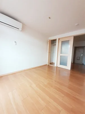 のマンスリーマンション・ウィークリーマンション「スイートホームズ 204・洋室(No.1245054)」メイン画像