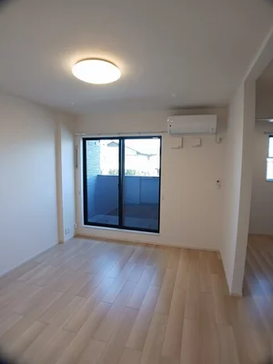 のマンスリーマンション・ウィークリーマンション「シャノワール 202・洋室(No.1245147)」メイン画像