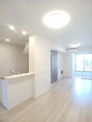 のマンスリーマンション・ウィークリーマンション「ピュア　クロッシュ 102・洋室(No.1245252)」メイン画像