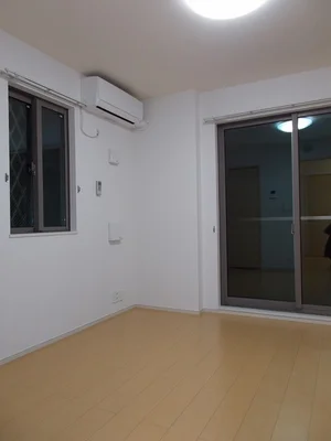 のマンスリーマンション・ウィークリーマンション「シャムロック 101・洋室(No.1245391)」メイン画像