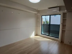 のマンスリーマンション・ウィークリーマンション「レジメント岸川 202・洋室(No.1245579)」メイン画像