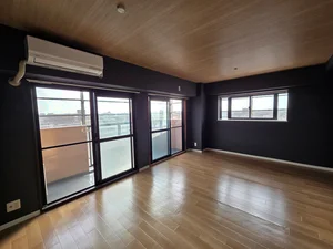 のマンスリーマンション・ウィークリーマンション「HIKURASHI中川太平通 D(No.1245609)」メイン画像