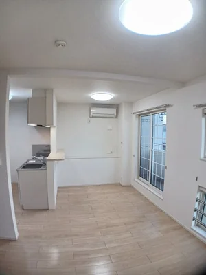 のマンスリーマンション・ウィークリーマンション「シャーロット 203・洋室(No.1245627)」メイン画像