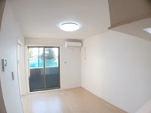 のマンスリーマンション・ウィークリーマンション「カームパインツリー２１　Ｂ 103・洋室(No.1245630)」メイン画像