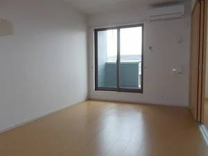 守山駅（滋賀県）のマンスリーマンション・ウィークリーマンション「フローリッシュガーデン水保 202・洋室(No.1245638)」メイン画像