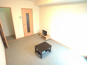 千葉県のレオパレスセンター船橋第１のマンスリーマンション・ウィークリーマンション「レオパレスフィオーレ船橋 406(No.1245717)」メイン画像