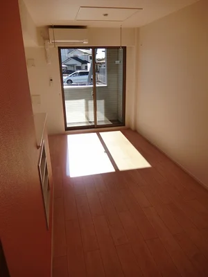 のマンスリーマンション・ウィークリーマンション「ヒマリン　トロワ 102・洋室(No.1246058)」メイン画像