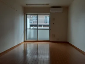 のマンスリーマンション・ウィークリーマンション「フラン．ベル 102・洋室(No.1246109)」メイン画像