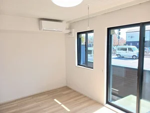 埼玉県のマンスリーマンション・ウィークリーマンション「クルタ　ラプシ 106・洋室(No.1246152)」メイン画像