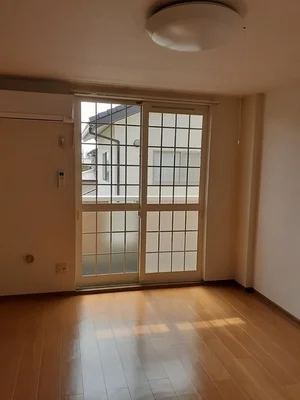 のマンスリーマンション・ウィークリーマンション「ＥＳＳＥＸ　ＨＯＵＳＥ 202・洋室(No.1246354)」メイン画像