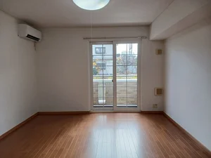 越前花堂駅（福井県）のマンスリーマンション・ウィークリーマンション「フィオーレ　カーザ 101・洋室(No.1246358)」メイン画像