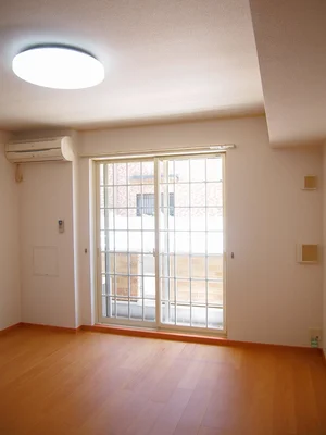 西春日井郡豊山町のマンスリーマンション・ウィークリーマンション「サンメゾンⅠ 102・洋室(No.1246388)」メイン画像