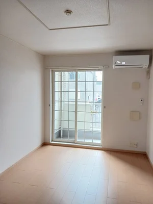 三重県のマンスリーマンション・ウィークリーマンション「サンビレッジ　伊倉Ⅱ 102・洋室(No.1246406)」メイン画像