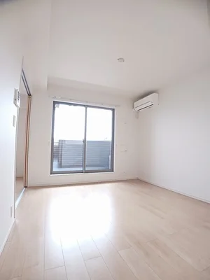 のマンスリーマンション・ウィークリーマンション「リヴェール土入　Ⅰ 205・洋室(No.1246596)」メイン画像