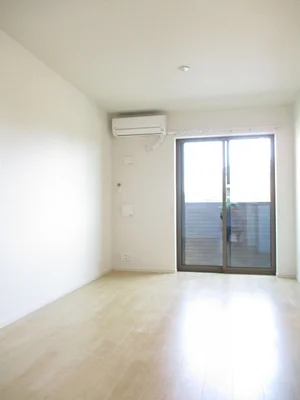 のマンスリーマンション・ウィークリーマンション「ル　フレール　Ⅰ 102・洋室(No.1246778)」メイン画像