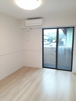 のマンスリーマンション・ウィークリーマンション「ラヴィエールⅡ　Ａ 103・洋室(No.1246783)」メイン画像