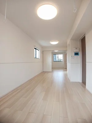 のマンスリーマンション・ウィークリーマンション「カサ・ファミリアⅠ 201・洋室(No.1247098)」メイン画像