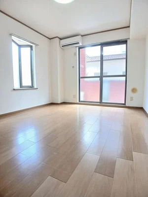 のマンスリーマンション・ウィークリーマンション「ホワイト・リバー 101・洋室(No.1247109)」メイン画像