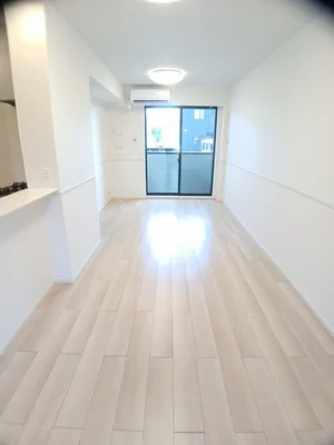 のマンスリーマンション・ウィークリーマンション「アヴニール・レイ　Ａ 102・洋室(No.1247118)」メイン画像